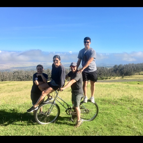 Meet your Posher ๐just made Posh Ambassadot๐ - Picture 4 of 5